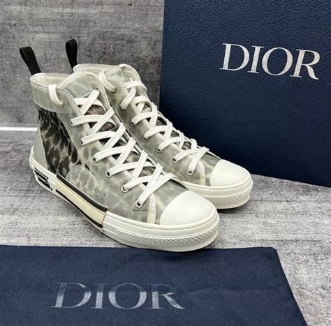 dior b23 taille grand ou petit|Dior b23 price.